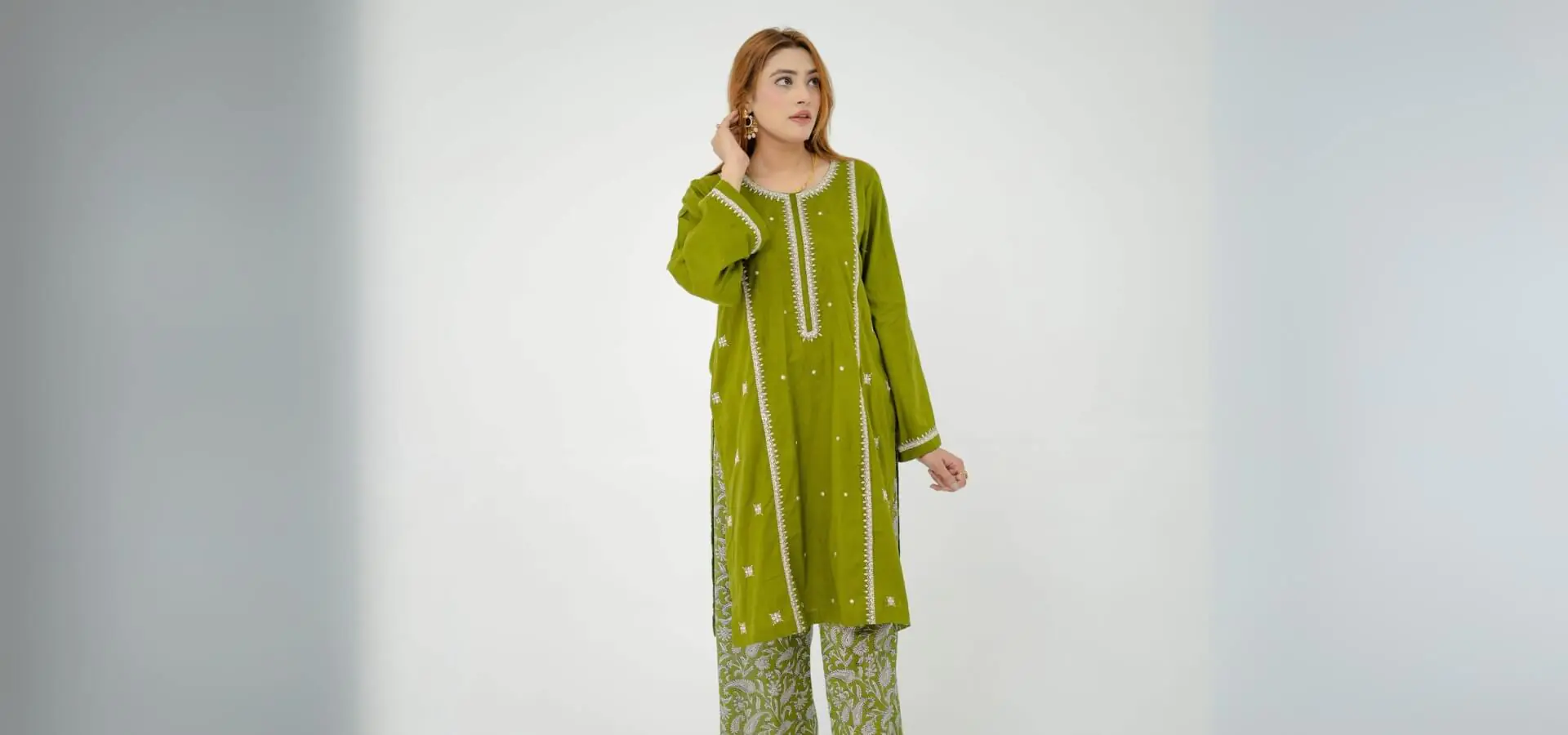 Green dress (1)